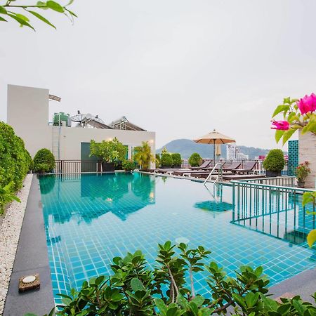 Готель Azure Bangla Phuket Patong Екстер'єр фото