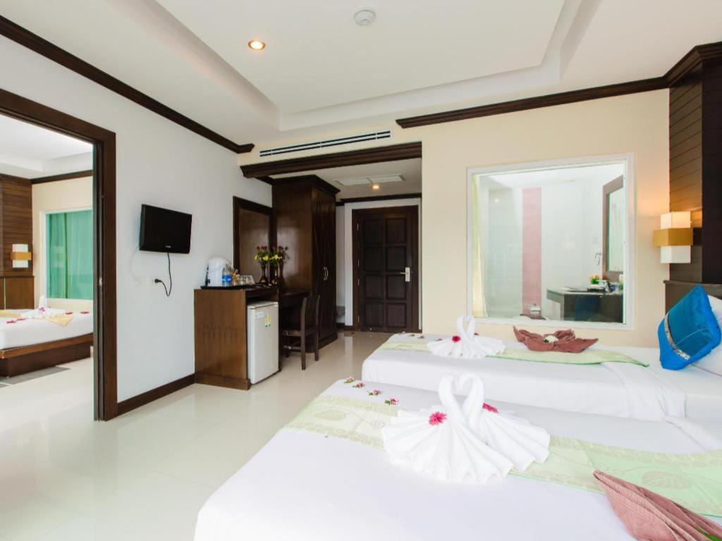 Готель Azure Bangla Phuket Patong Екстер'єр фото