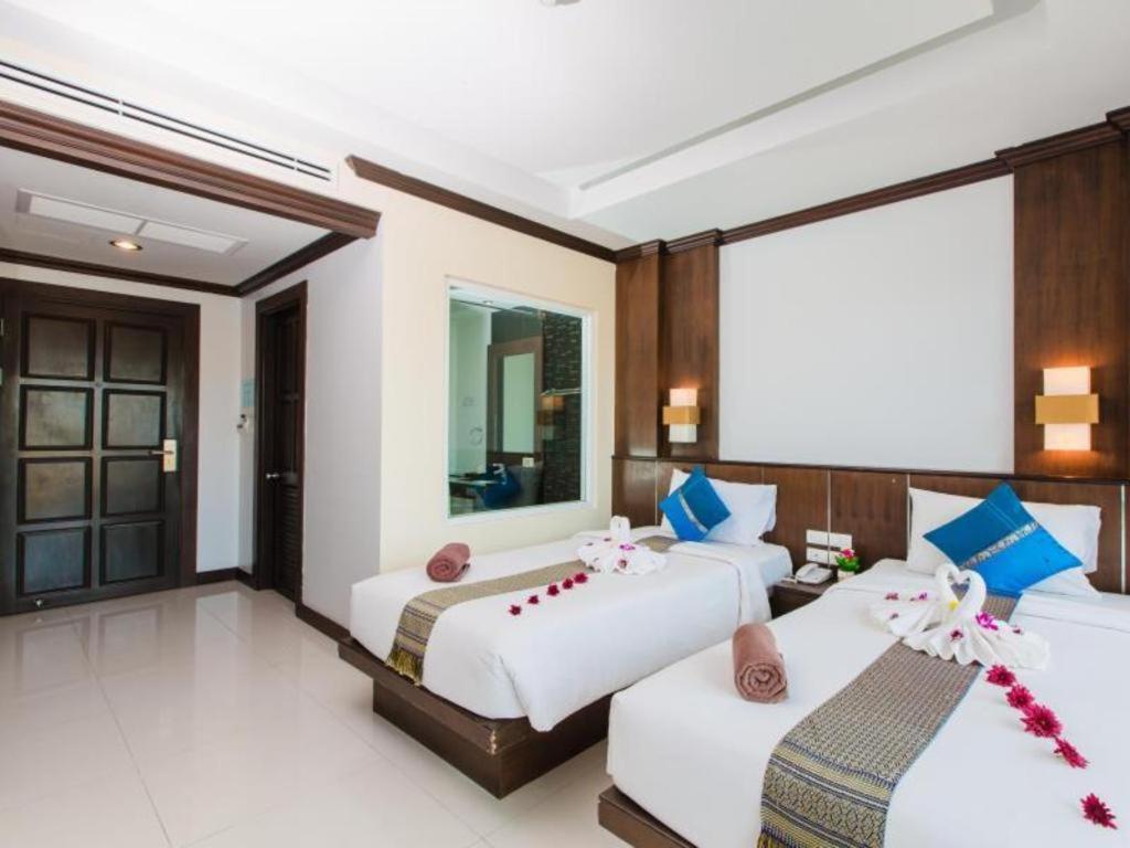 Готель Azure Bangla Phuket Patong Екстер'єр фото