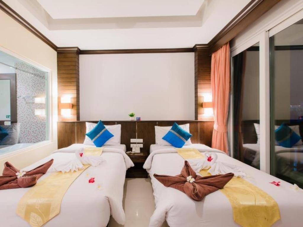 Готель Azure Bangla Phuket Patong Екстер'єр фото