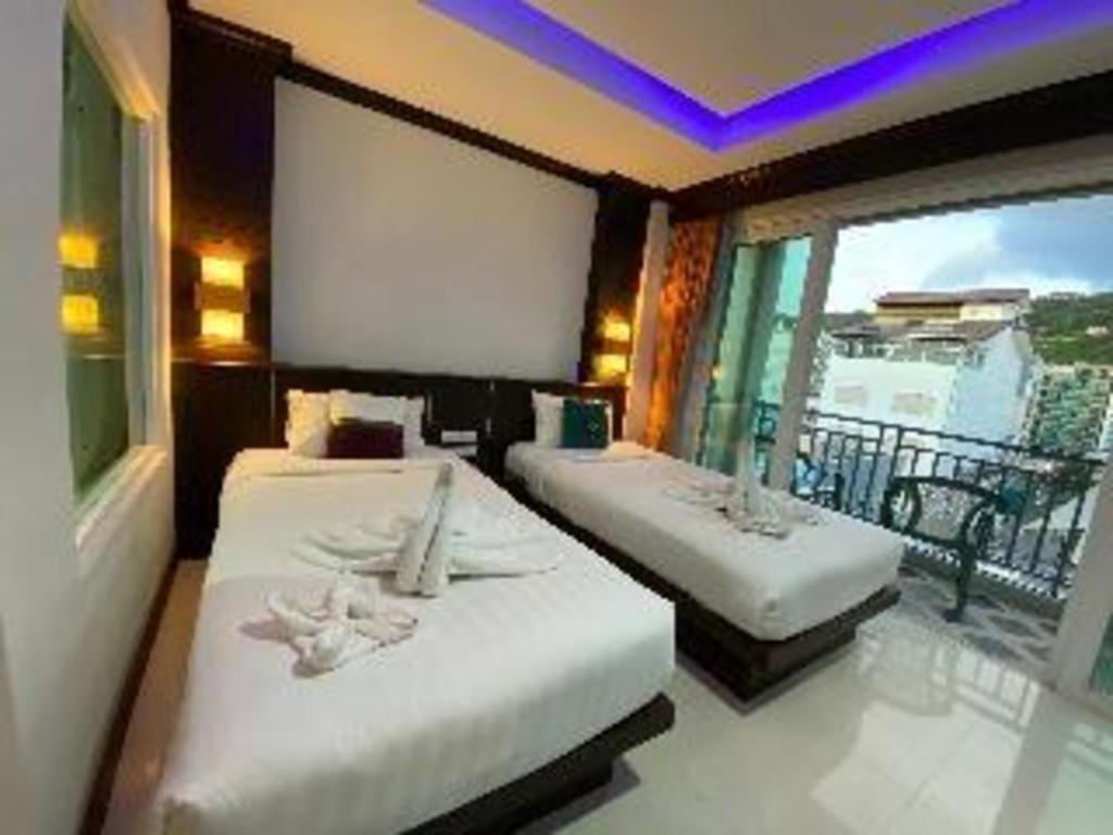 Готель Azure Bangla Phuket Patong Екстер'єр фото