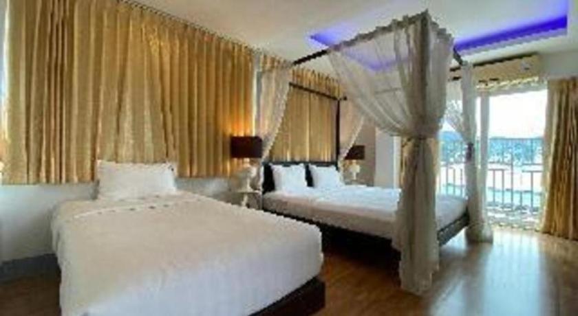 Готель Azure Bangla Phuket Patong Екстер'єр фото