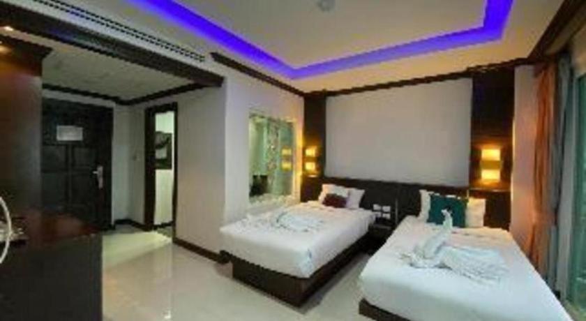 Готель Azure Bangla Phuket Patong Екстер'єр фото